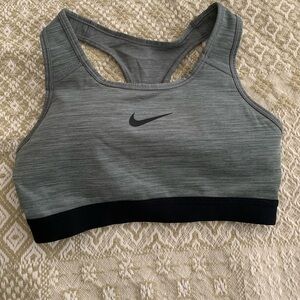 EUC - Nike Dri Fit Women's Heather Gray Sports Bra - Size S ~ worn 2x
